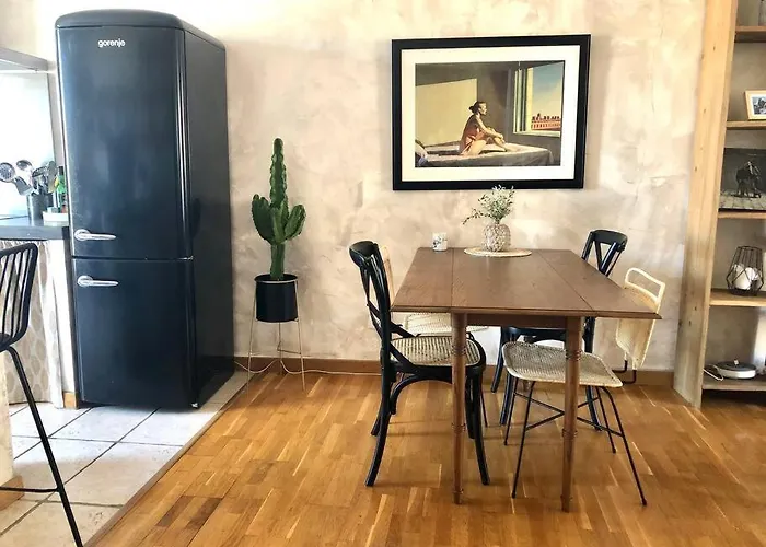 F3 De Charme Centre Ajaccio (Corsica)